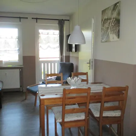 Mit Zwei Schlafzimmern Und Balkon * Weißenstadt
